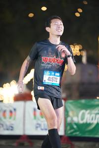 BIB: 200, 41572
                            <button type="button" onclick="openModal(19776985)" class="btn btn-primary btn-sm float-right btn-popup" data-toggle="modal" data-target=".modal-high-quality">
                        <i class="fas fa-shopping-cart"></i> Add to Cart
                    </button>
                                            <button type="button" onclick="isThisMe(19776985, true)" class="btn btn-success btn-sm float-right btn-popup btn-isme hidden" data-toggle="tooltip" data-placement="bottom" title="นี่คือรูปของคุณใช่ไหม คลิกที่นี่เพื่อเอาเข้าอัลบั้ม">
                        <i class="fas fa-plus"></i> Add to album
                    </button>
                    <button type="button" onclick="isThisMe(19776985, false)" class="btn btn-warning btn-sm float-right btn-popup btn-isnotme hidden">
                        <i class="fas fa-ban"></i> Remove from album
                    </button>